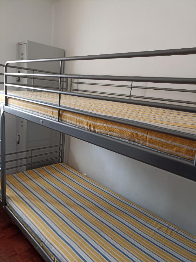 Hostel Vilarade Portimão Esterno foto